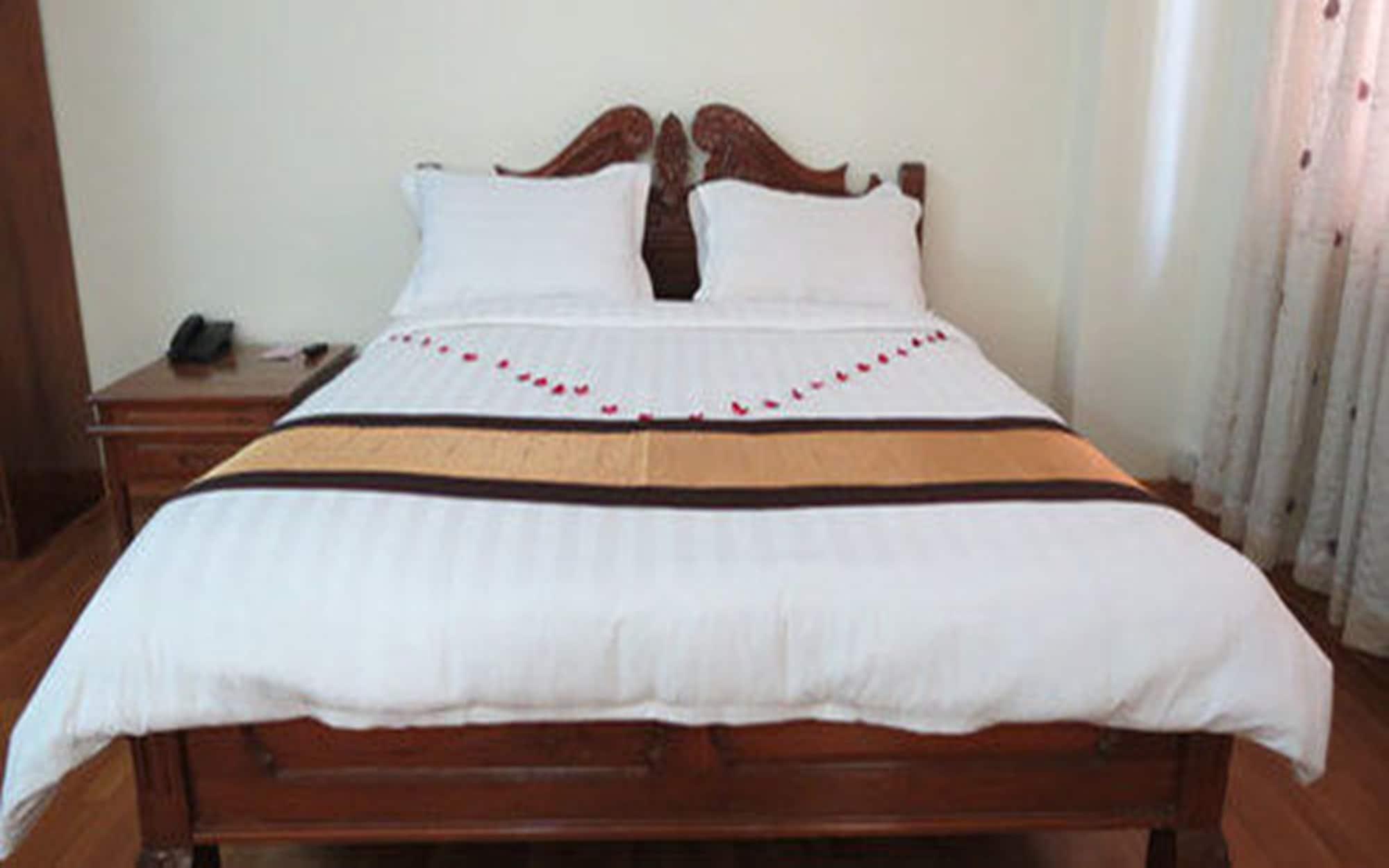 Hotel City Hotel Yangon 3*