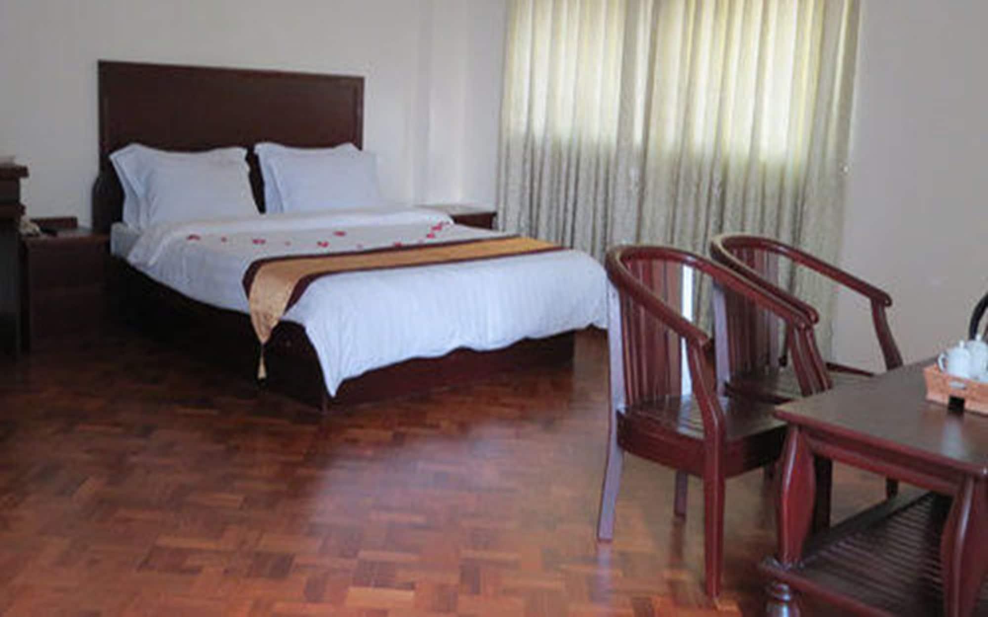 City Hotel Yangon Hotel