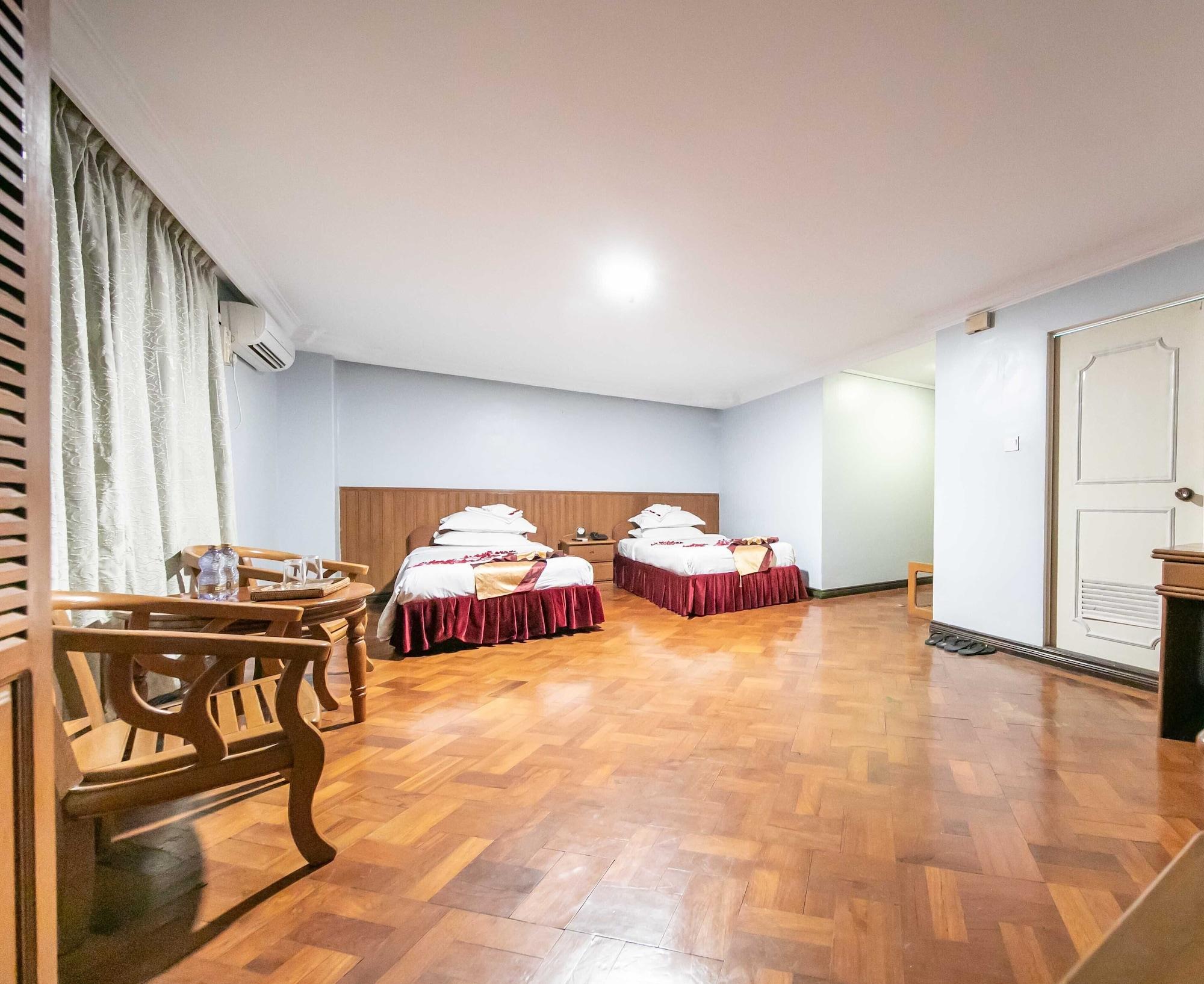 City Hotel Yangon 3* Yangon