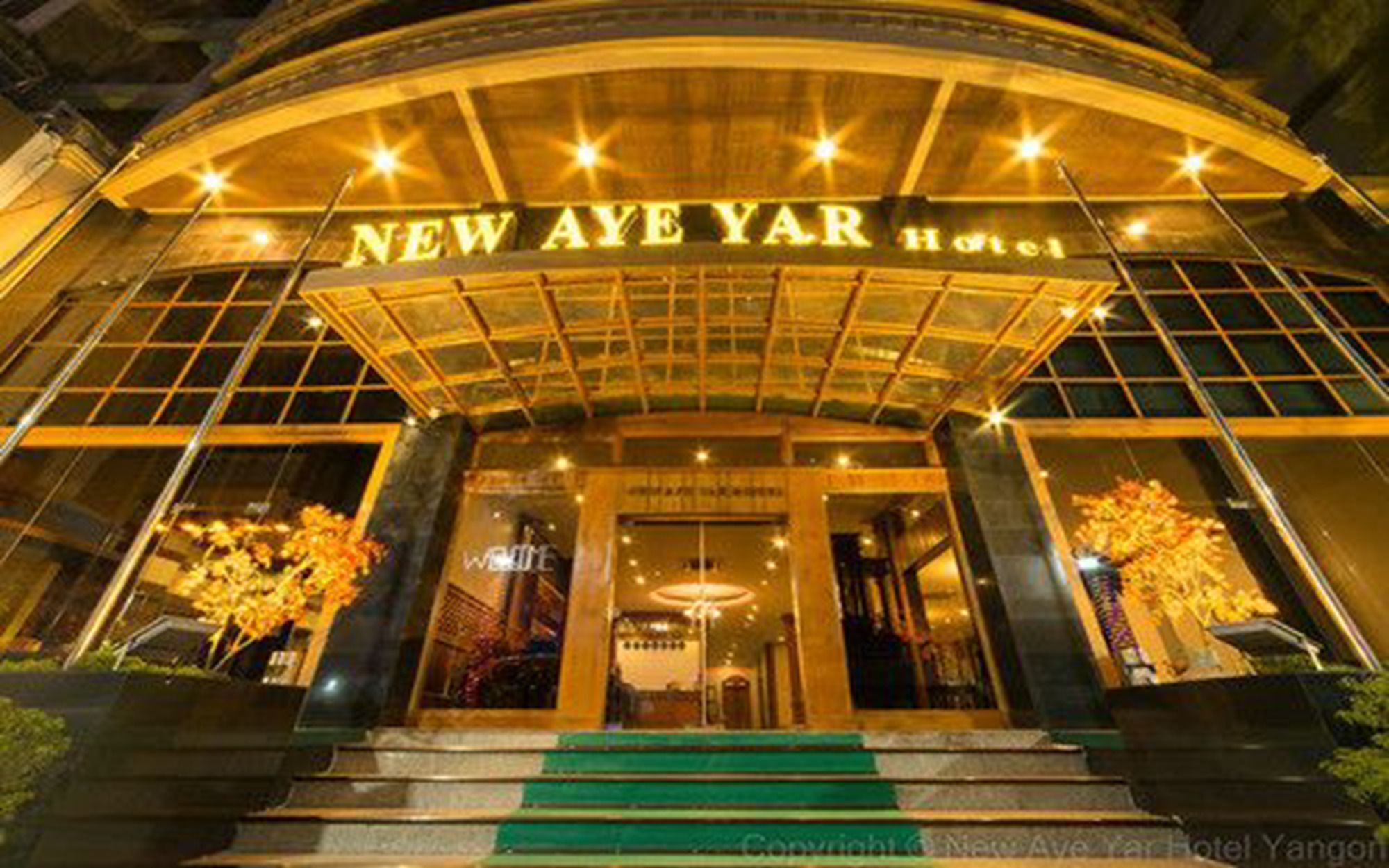 Hotel City Hotel Yangon 3*